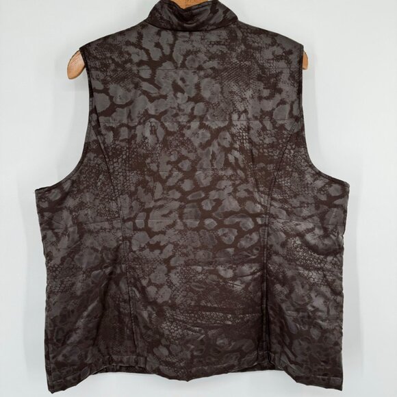 Chico's 3 Women's Vest Size XL Brown Animal Print Full Zip Sleeveless pockets - Picture 8 of 9